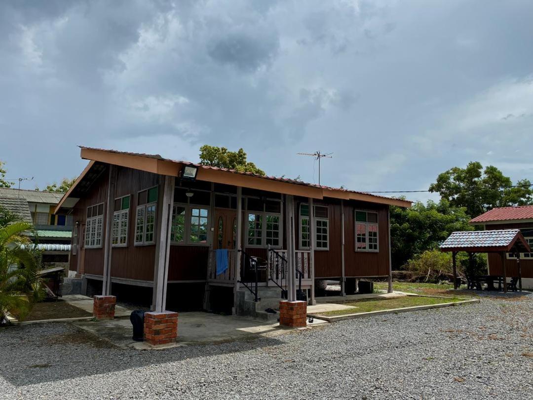 Tamteh Homestay Ayer Hitam Dış mekan fotoğraf