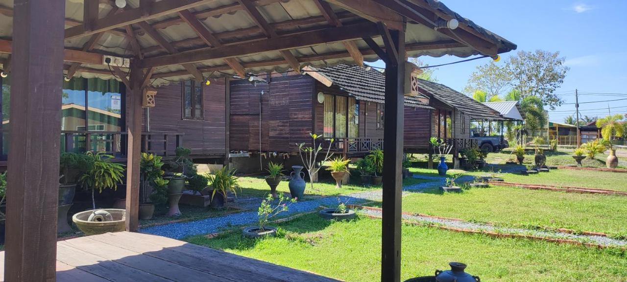 Tamteh Homestay Ayer Hitam Dış mekan fotoğraf