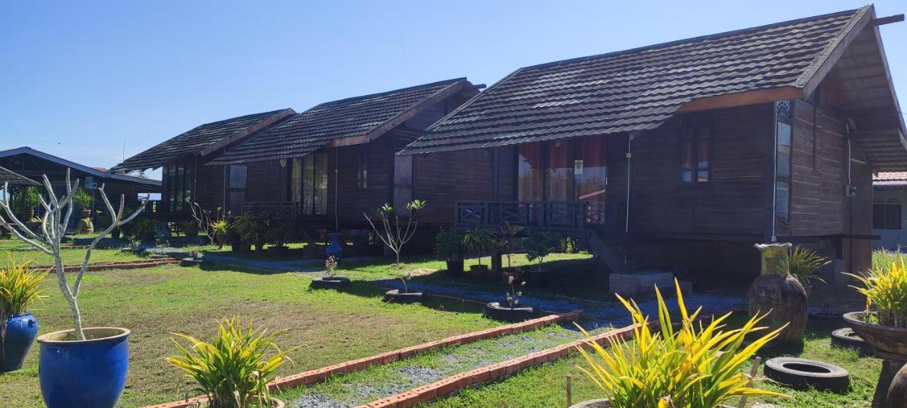 Tamteh Homestay Ayer Hitam Dış mekan fotoğraf