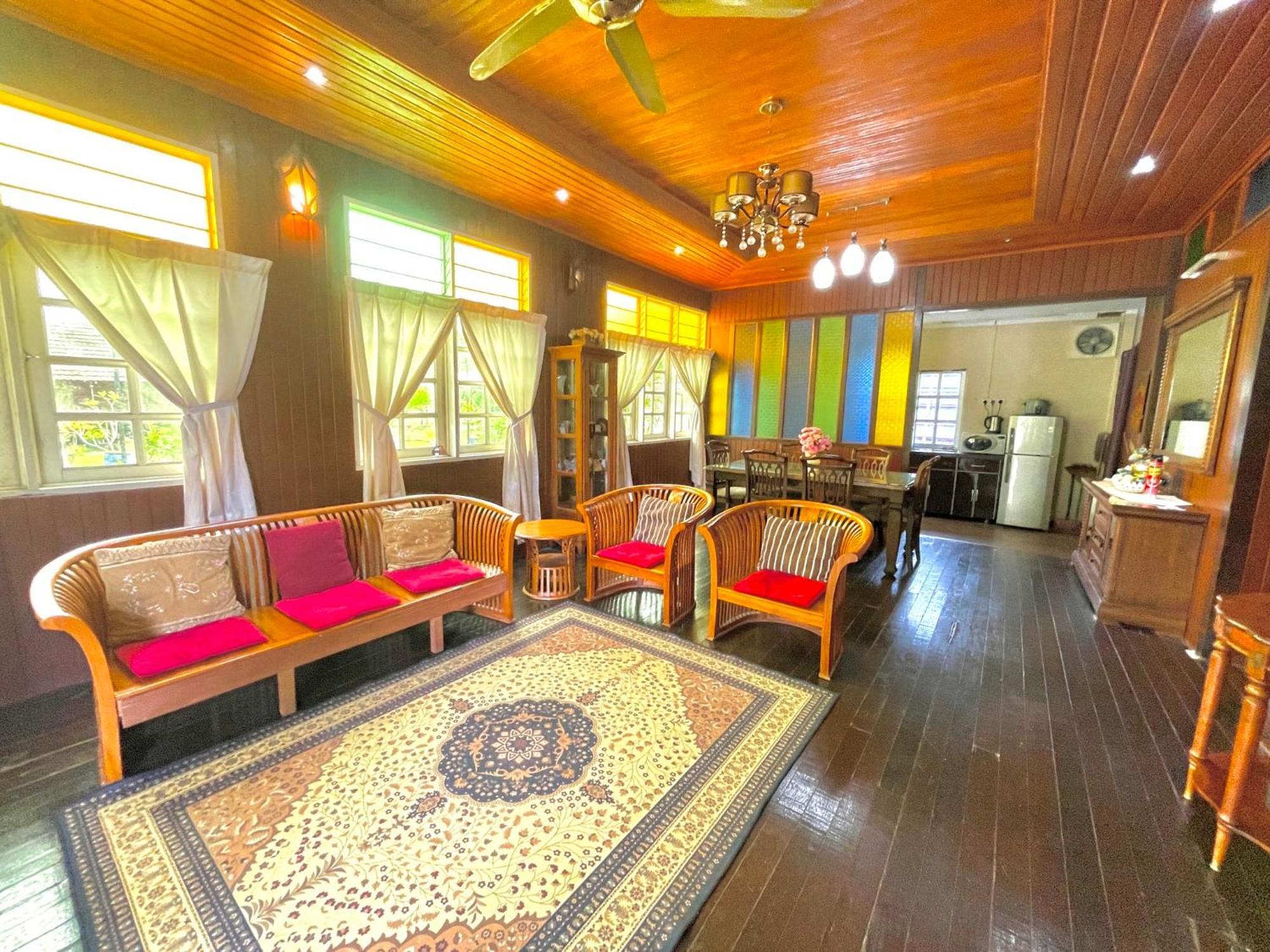 Tamteh Homestay Ayer Hitam Dış mekan fotoğraf